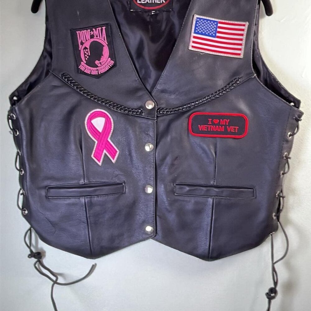 Black Leather Ladie's Lace Up Sides Motorcycle Vest Vietnam Vet Patches Biker‎